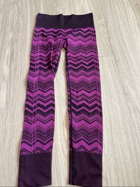 lululemon athletica Purple & Black Chevron Leggings